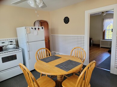 Kitchen into Bedroom _ Den