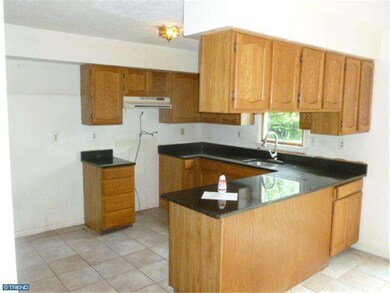 38 Buckwalter Rd, Spring City, PA 19475 - photo 6