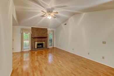 319 Commons Way (6)