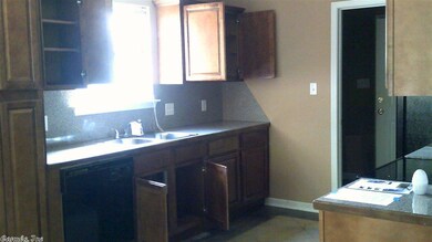 200 Iris St, Haskell, AR 72015 - photo 4