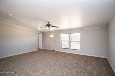 Entrance / Living Room