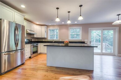 44 Newfield Rd, Freeport, ME 04032 - photo 4