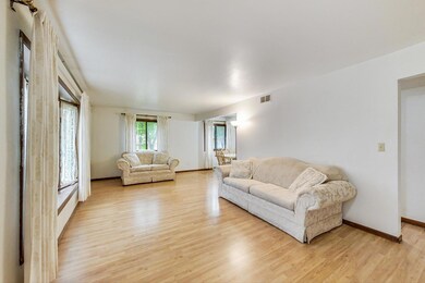 2714 Lydia St, Waukegan, IL 60085 - photo 4