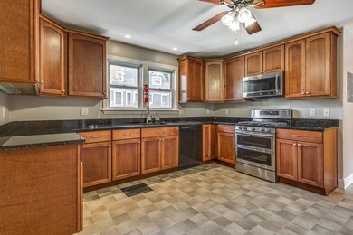 26 Boylston Rd unit 2, Newton Highlands, MA 02461 - photo 2