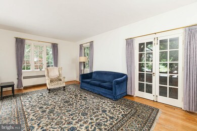 321 Tuscany Rd, Baltimore, MD 21210 - photo 4