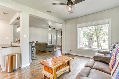 626 Woodard Ave, Cleburne, TX 76033 - photo 7