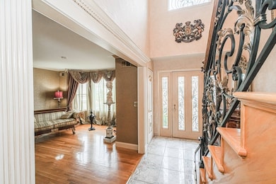 27 Honey Ln, Staten Island, NY 10307 - photo 3