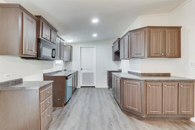 141 Private Road 2202, Decatur, TX 76234 - photo 6