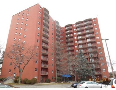 Sagamore Place Condominiums unit 704, Quincy, MA 02171 - photo 3