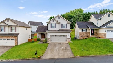 02-9934 Thunderbolt Way01
