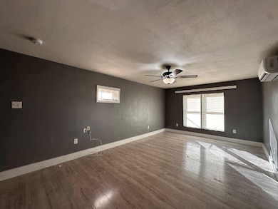 2622 32nd St unit Rear, Lubbock, TX 79410 - photo 3