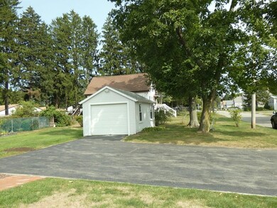 80 Concord St, Rockland, MA 02370 - photo 3