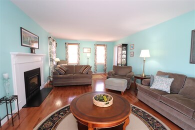 4 Harvest Ln unit U17, Nashua, NH 03063 - photo 6