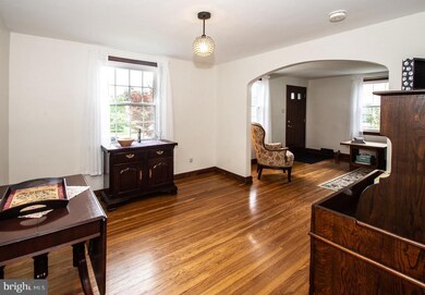 3032 Edmonds Rd, Lafayette Hill, PA 19444 - photo 6