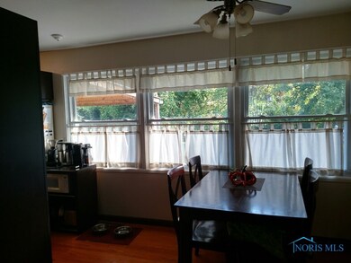 Lots of Windows!
