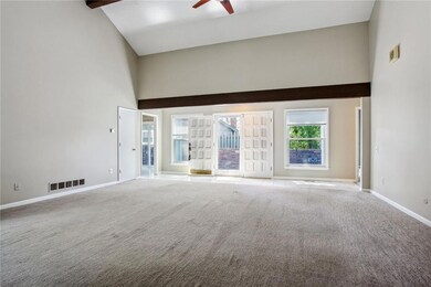 10170 Edelweiss Cir, Shawnee, KS 66203 - photo 4