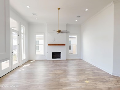 139 Lakes Edge Dr, Broussard, LA 70518 - photo 4