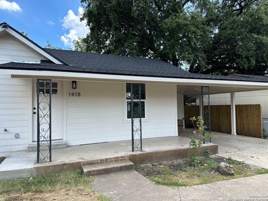 1418 Essex St, San Antonio, TX 78210 - photo 2
