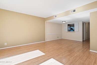 615 Willow Creek Dr, Macon, GA 31204 - photo 7