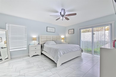 4810 Centerbrook Ct, Tampa, FL 33624 - photo 4