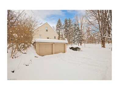 2 car garage. Neighbors with same floor plan have 