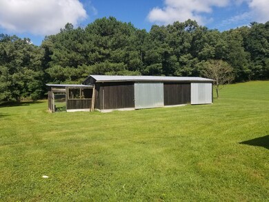 322 Dixon Rd, Crossville, TN 38571 - photo 6