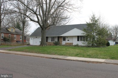 432 E Summit St, Souderton, PA 18964 - photo 3