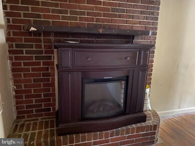 2112 Columbia Place, Hyattsville, MD 20785 - photo 3