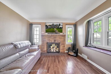 20-1213-Gordon-Ave-WindowStill-Real-Esta