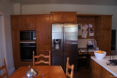 438 E Laurel St, Bethlehem, PA 18018 - photo 6