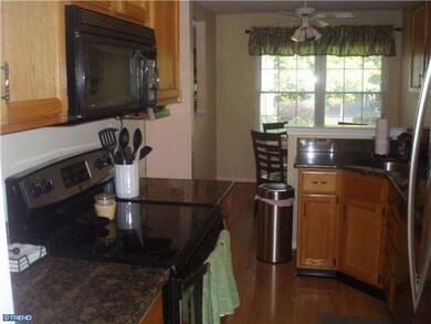 150 Kingswood Ct unit 150, Glen Mills, PA 19342 - photo 5