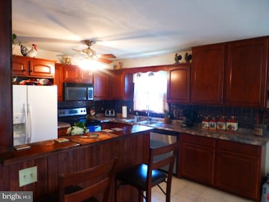 150 N Franklin St, Orwigsburg, PA 17961 - photo 7