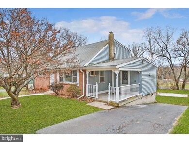 431 Manatawny St, Pottstown, PA 19464 - photo 2