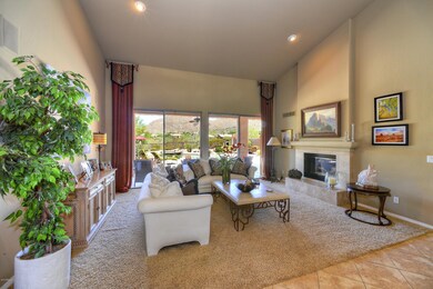 002_Living Room
