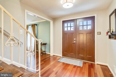 8821 Cold Spring Rd, Potomac, MD 20854 - photo 2