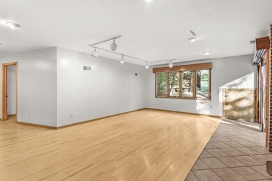 542 Echo Valley Rd, Brooklyn, WI 53521 - photo 7