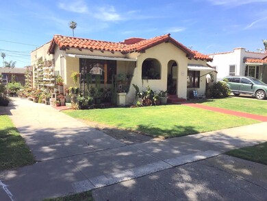 left side pulled back view