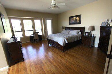 Master/door to balcony