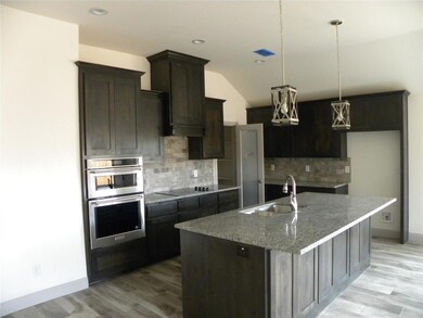 908 Sam St, Springtown, TX 76082 - photo 7