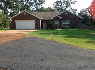 10530 Wildwood Dr, Tyler, TX 75707 - photo 2