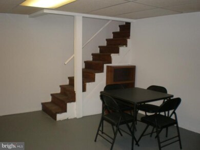 4904 Braddock Rd, Temple Hills, MD 20748 - photo 5