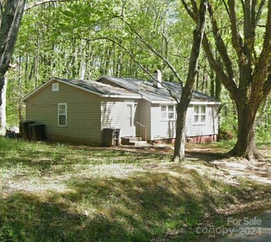 1521 10th St, Statesville, NC 28677 - photo 2