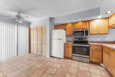 6175 Riverwalk Ln unit 4, Jupiter, FL 33458 - photo 5