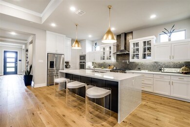 This Gourmet kitchen will delight the Chef in your