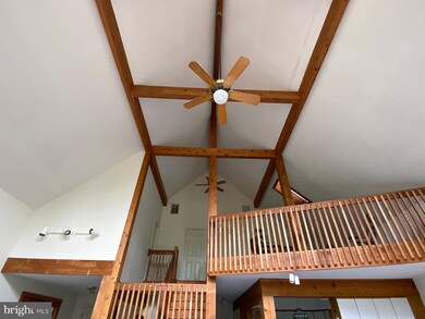 343 Beaver Dam Woods Dr, Berkeley Springs, WV 25411 - photo 6