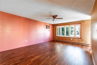 Bright & expansive Living Room