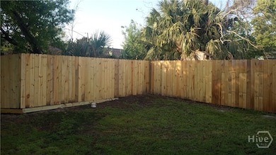 31 Stirling St, Savannah, GA 31401 - photo 2