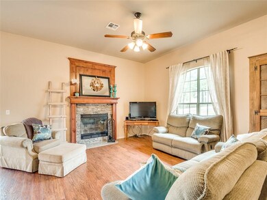 WORKING FIREPLACE WITH STONE SURROUND!