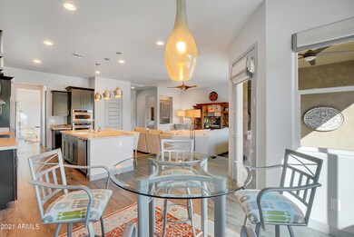 Dine-In Kitchen