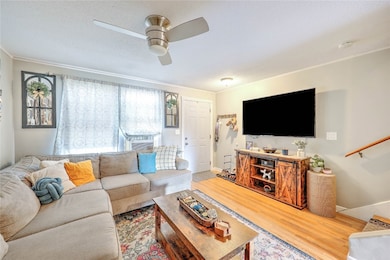 300 York Ave unit 11, Pawtucket, RI 02860 - photo 6